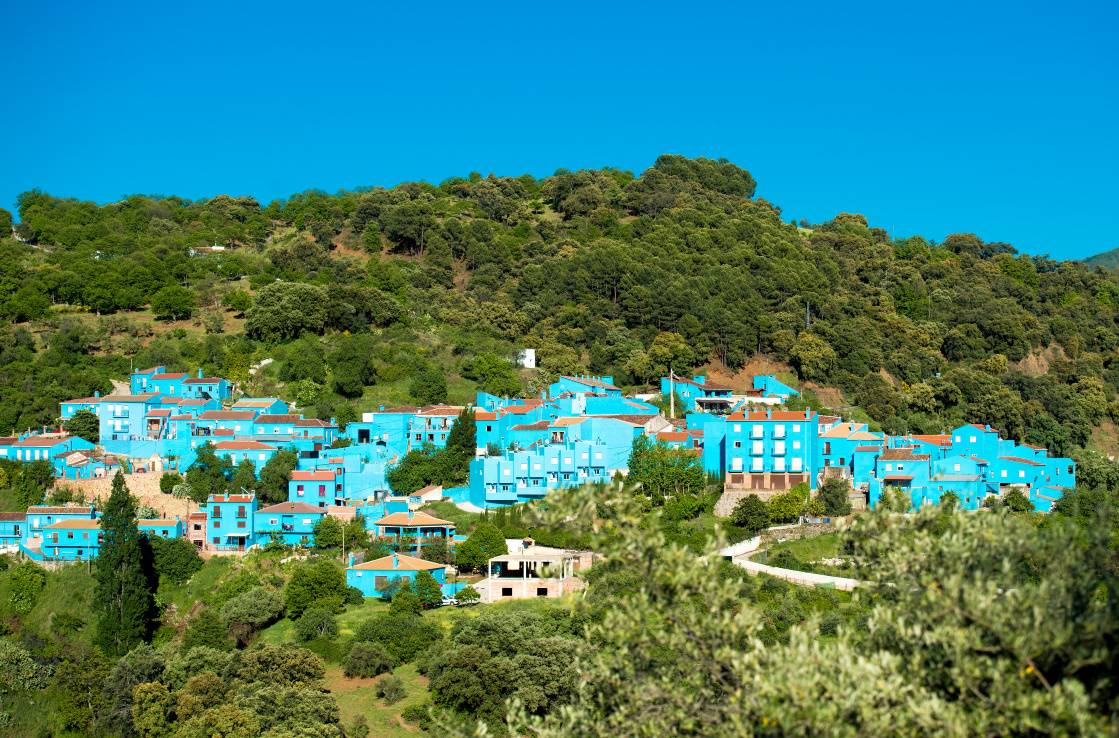 Júzcar, the "smurf village" Júzcar, the "smurf village"