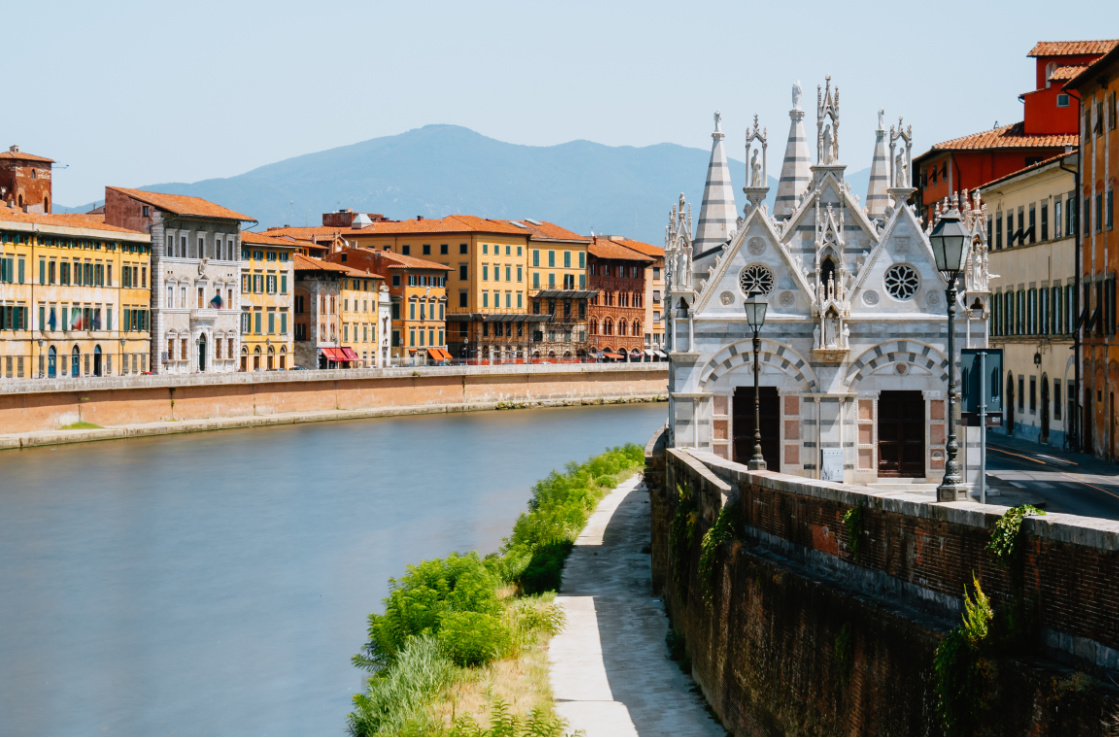 Santa Maria della Spina Santa Maria della Spina