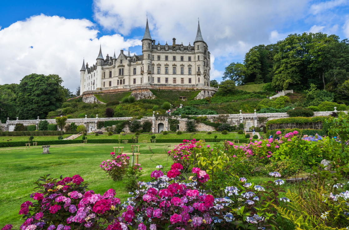 Dunrobin Castle & Gardens Dunrobin Castle & Gardens