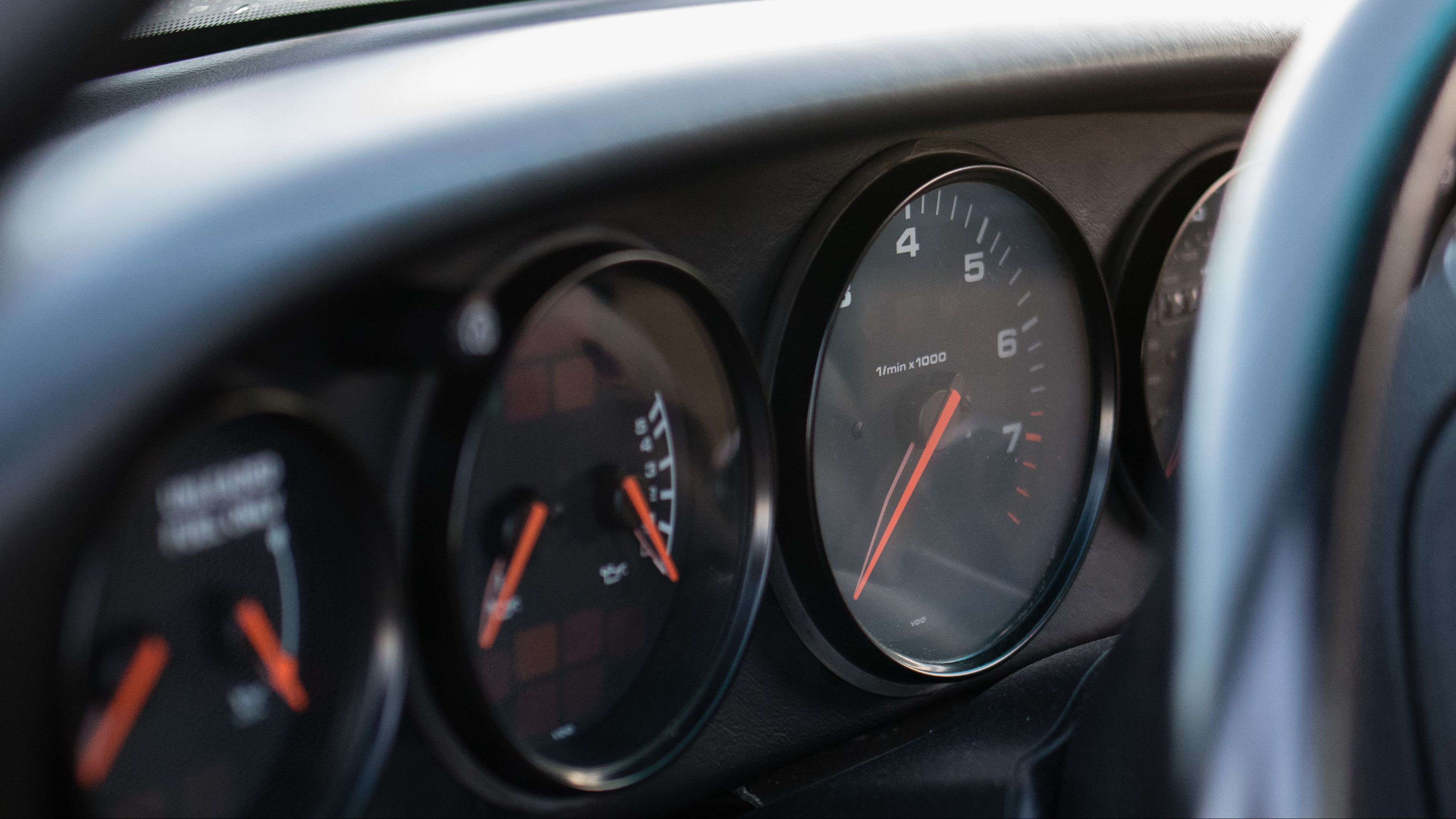 driving dashboard vintage Porsche