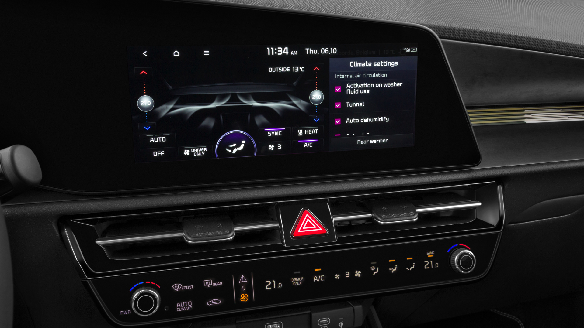 Dual-zone automatic air conditioning