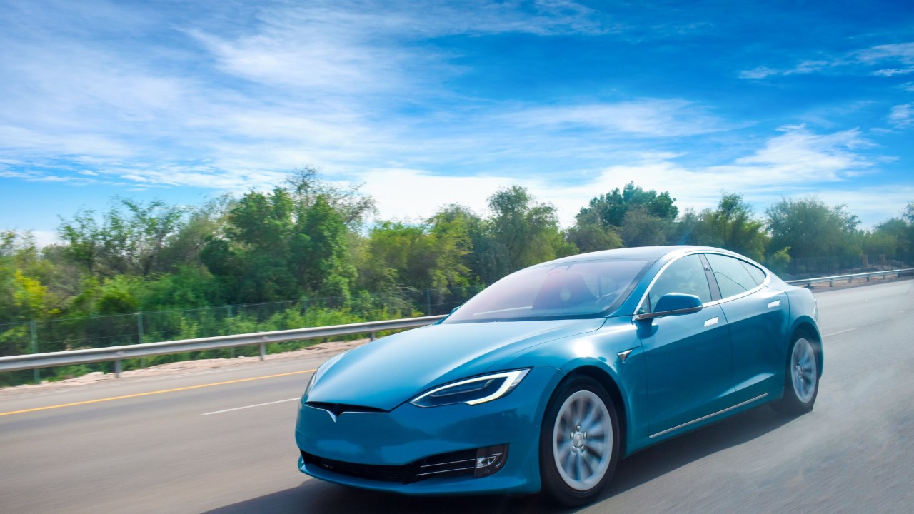 Best EV Sedans Electric Vehicles Hertz Blog