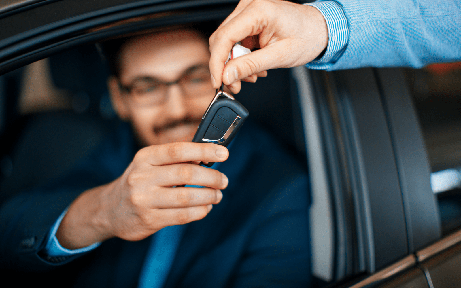 Автопрокат без сюрпризов: на что обратить внимание перед подписанием договора фото