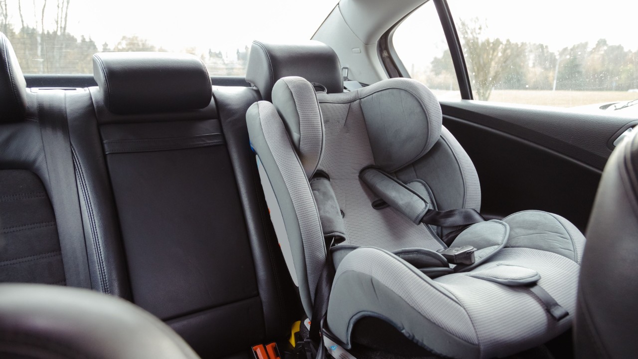 Are Car Seats Available in Rental Cars? Hertz Resources