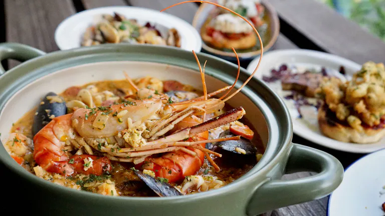 seafood restaurant