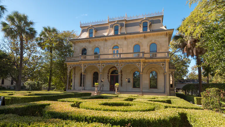 mansion