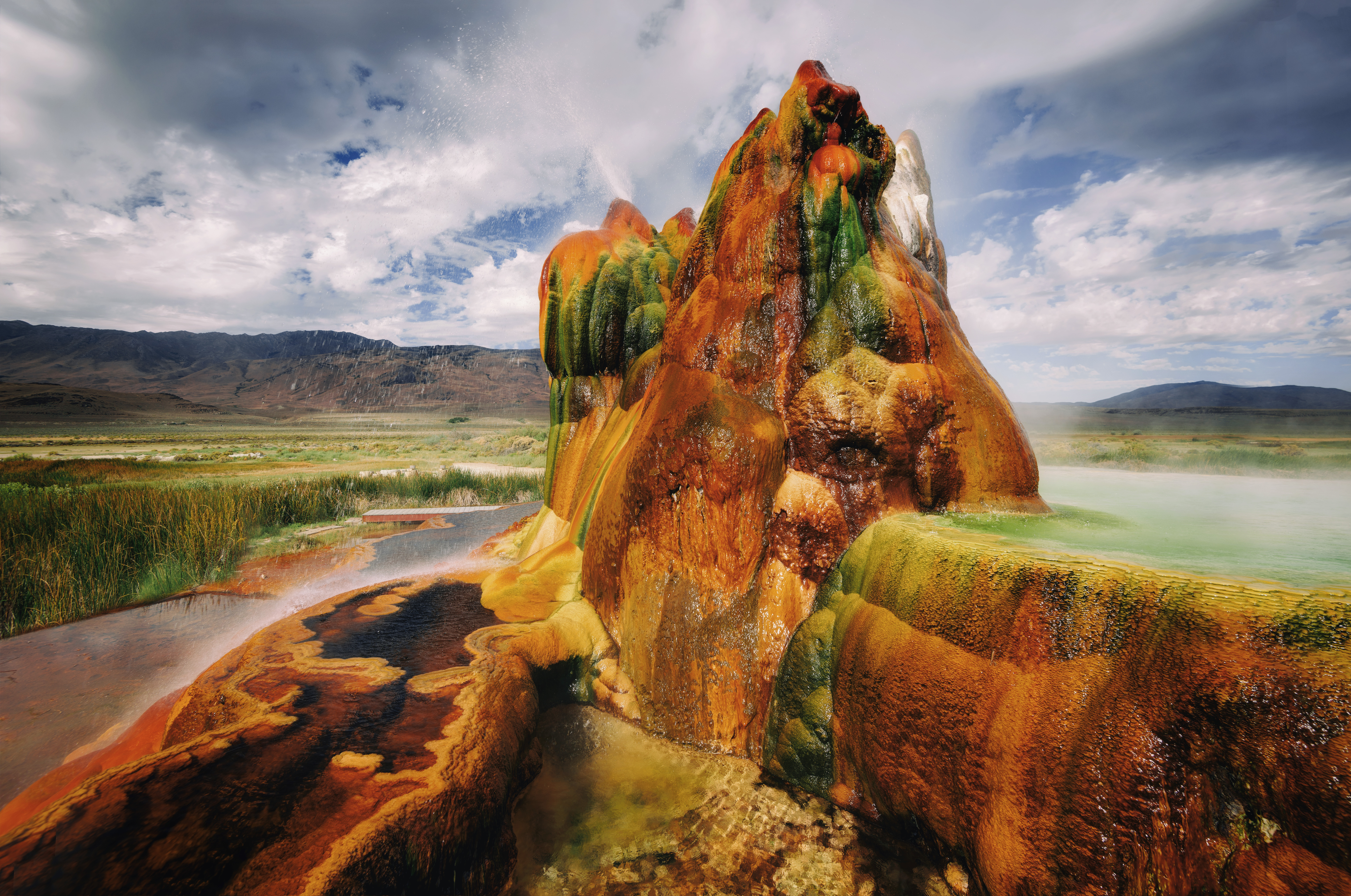 Fly Gyser Nevada Fly Geyser