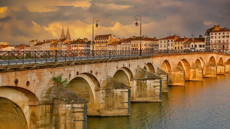 Pont Saint-Laurent bridge Mâcon