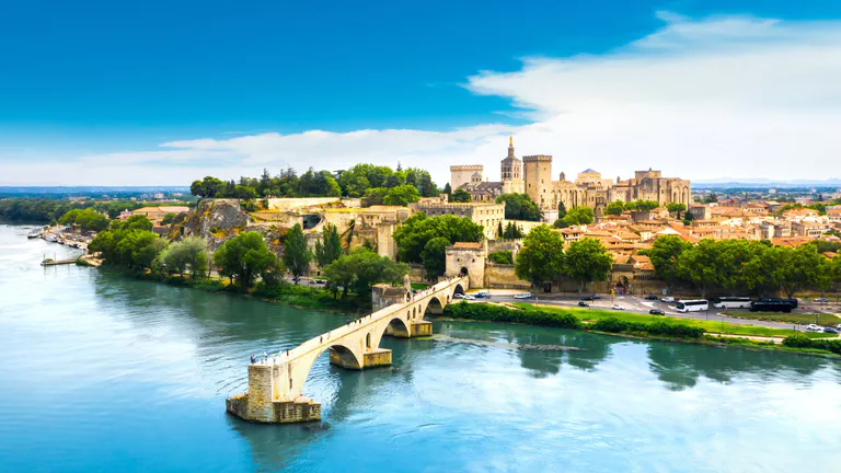avignon palace and bridge