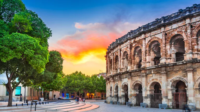 roman amphitheater nimes