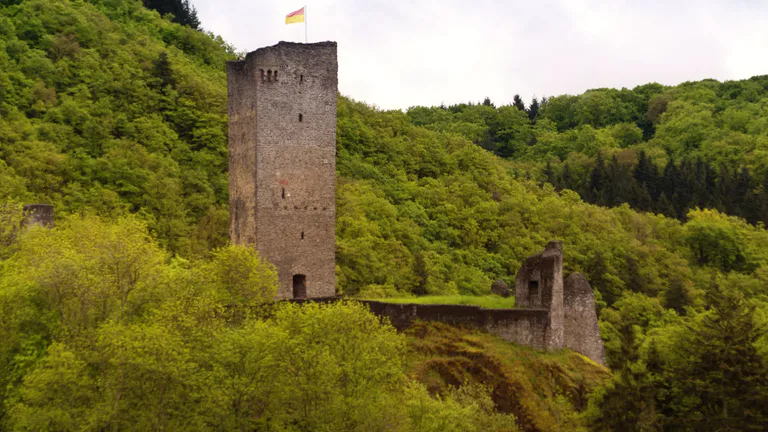 See Roman ruins in Homburg