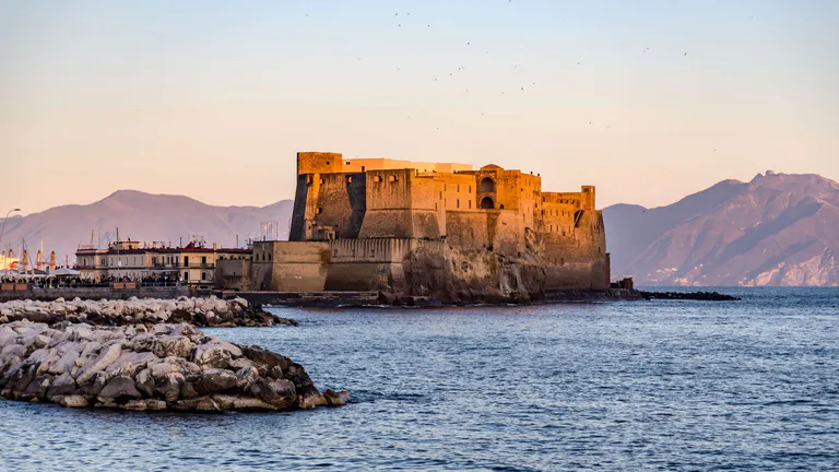 Castel dell’Ovo
