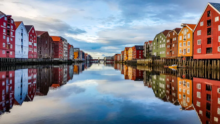 nidelva river in trondheim
