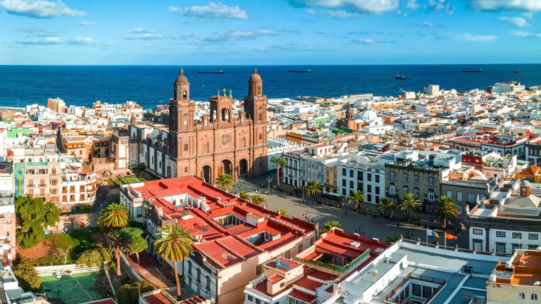 Las Palmas Old Quarter with Santa Ana Cathedral.