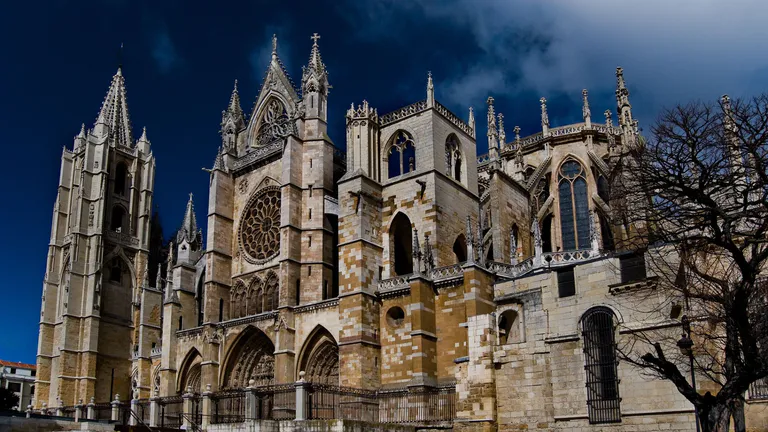 leon cathedral