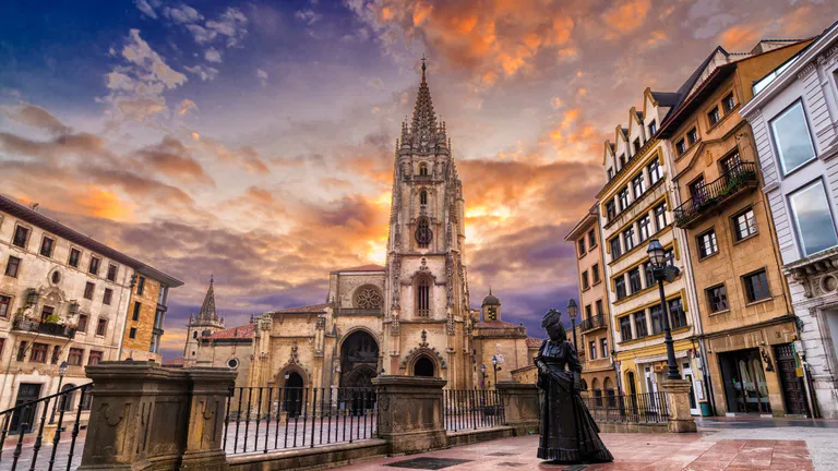 gothic cathedral in oviedo