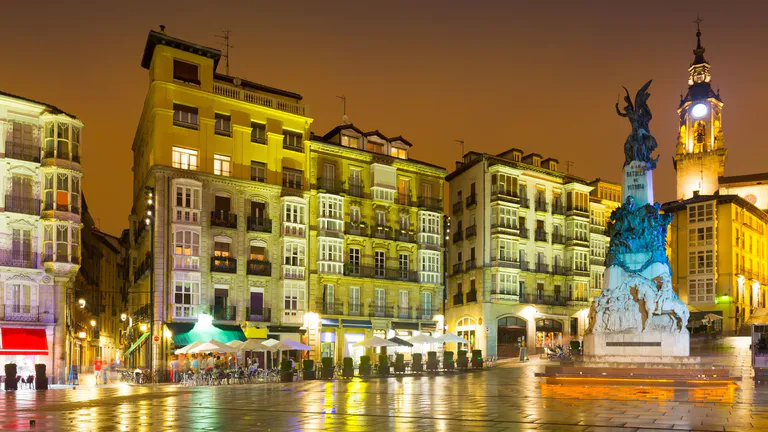 Vitoria Plaza
