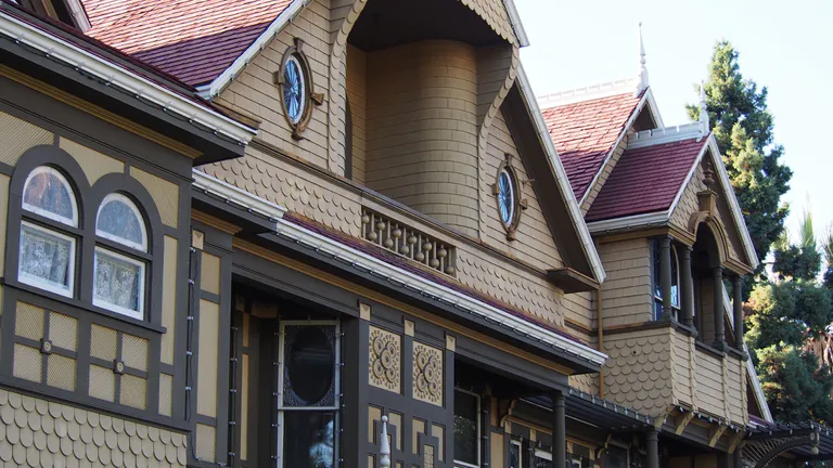 Winchester Mystery House