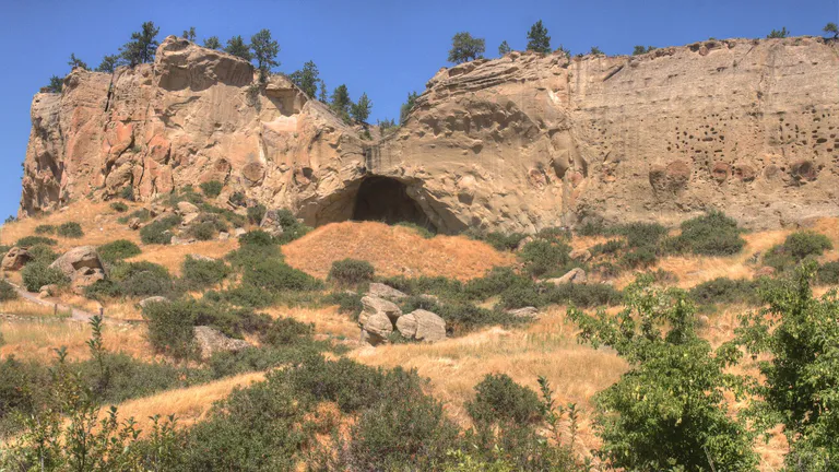 Pictograph Cave State Park