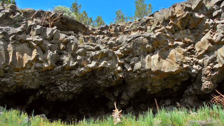 Redmond Caves
