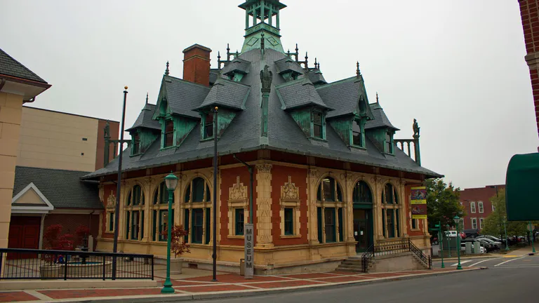Custom House Museum