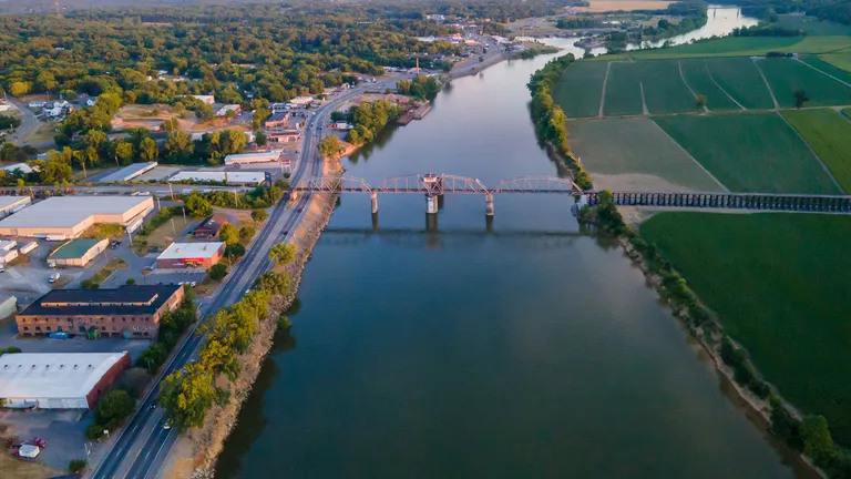 McGregor Park and Cumberland Riverwalk